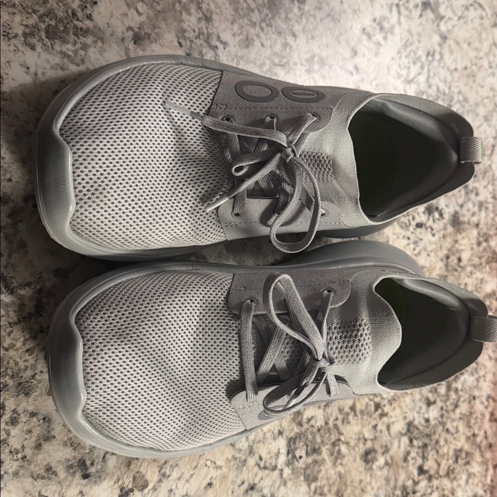 OOFOS Light Gray Men's Sneakers - Picture 2 of 6